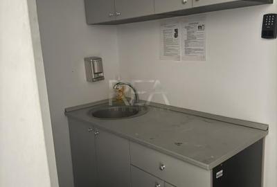 Spațiu comercial, de 150 mp, în P-ța Leul - 8