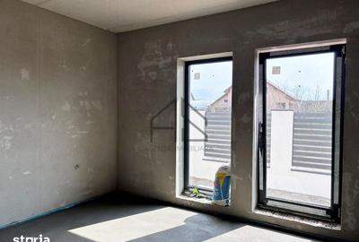Casă cu 4 camere cu Teren 750 Mp în Central - 9