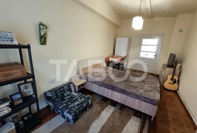 Garsoniera spatioasa la casa in apropiere de Podul Minciunil - 4