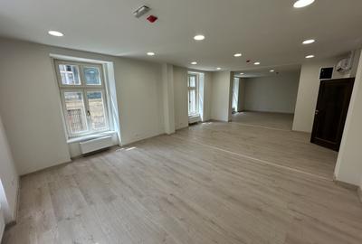 Birou, de 88.400001525879 mp, în Ultracentral - 1