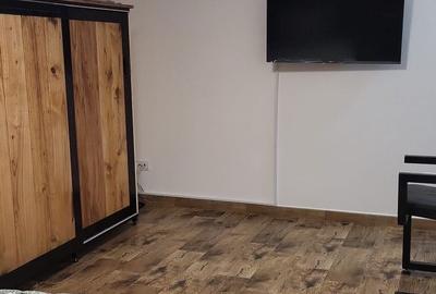 Garsonieră decomandată în Central - 3