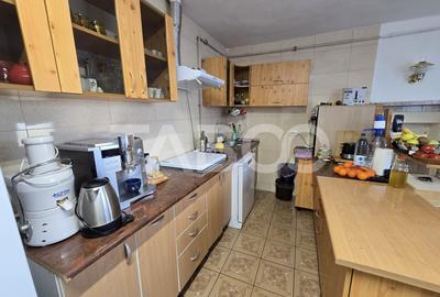 Casă individuală cu 7 camere cu Teren 432 Mp în Lupeni - 28