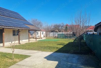 Casă cu Teren 600 Mp în Central - 2