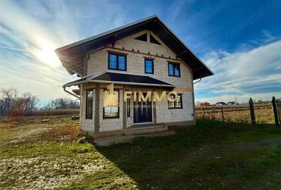 Casa la rosu | 210mp | Teren 19 ari| Plopeni| Suceava| ID:1524 - 6