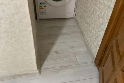 Garsonieră în Titan