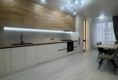 Apartament cu 2 camere decomandat în Tractorul