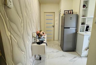 Apartament cu 3 camere semidecomandat, mobilat în Valenta - 3