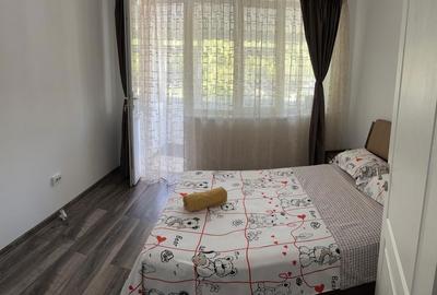 Apartament cu 4 camere semidecomandat în Central - 1