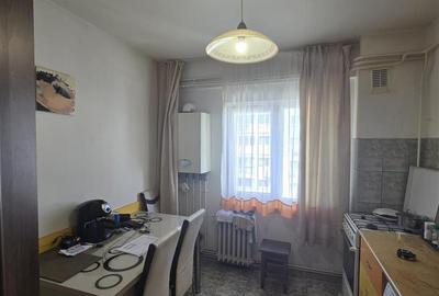 Apartament cu 3 camere decomandat în Mircea cel Bătrân - 3