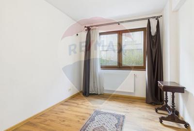 Apartament cu 3 camere decomandat, mobilat în Timpuri Noi - 7