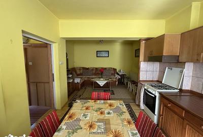 Casă cu 6 camere cu Teren 1007 Mp în Cuzdrioara - 2