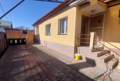 Casă individuală cu 2 camere cu Canalizare în Dâmbul Rotund - 3