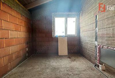 Duplex cu 3 camere si 2 bai, Sag - zona Manastire - 6