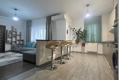 Apartament cu 3 camere semidecomandat, mobilat în Florești