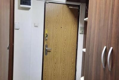 Vanzare Apartament 3 Camere Semidecomandat Berceni-Aliorului - 1