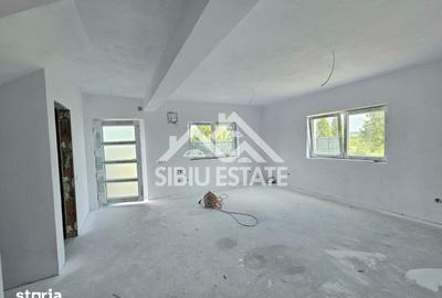 Casă cu 5 camere cu Teren 290 Mp în Șura Mică - 10