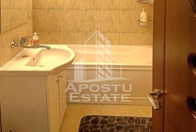 Apartament cu 3 camere semidecomandat, mobilat în Micălaca - 9