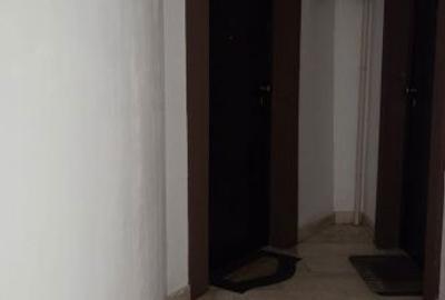 Apartament cu 3 camere decomandat în Găvana - 2