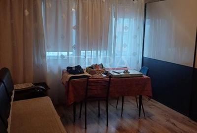 Apartament cu 4 camere decomandat, mobilat în Mănăștur