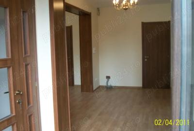 Ploiesti, central str. Gh.Doja 147 - Liceul Caragiale, Etaj 1, 5 camere, 138 mp construiti. - 2