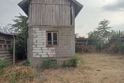 Casă cu 4 camere în Ostroveni - 8