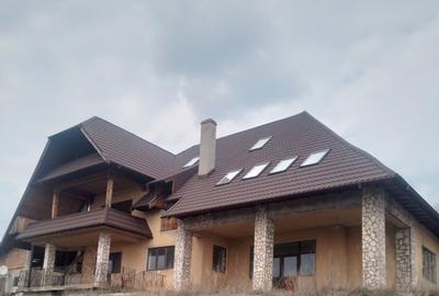 Casă cu 4 camere în Năeni - 4