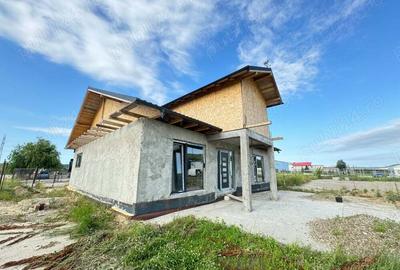 Vand sau schimb casa cu apartament - 3