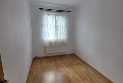 Apartament cu 3 camere semidecomandat în Exterior Vest - 1