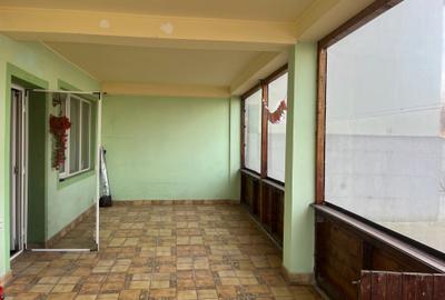 Vilă spațioasă în Giulești / Spacious Villa in Giulești - 15