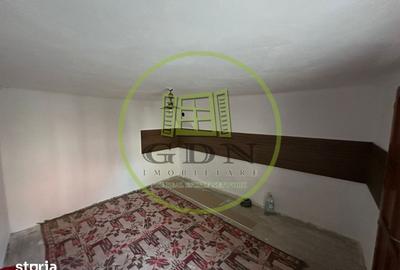 Casă cu 3 camere cu Teren 233 Mp în Central - 1