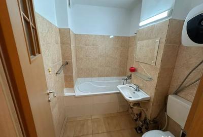 Apartament cu 2 camere semidecomandat în Nord