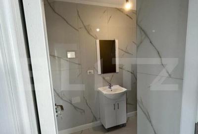 Casă cu 3 camere cu Teren 250 Mp în Central - 2