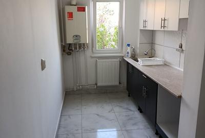 Apartament cu 2 camere semidecomandat în Central - 1
