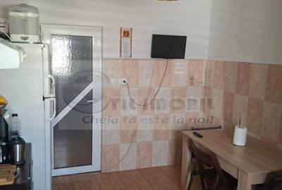 Apartament 2 camere decomandat - Tudor Neculai - 114.000 euro ! - 5