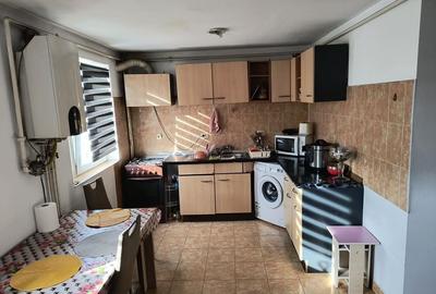 Apartament cu 3 camere decomandat în Exterior Vest - 4