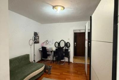 Garsonieră decomandată în Milcov - 2