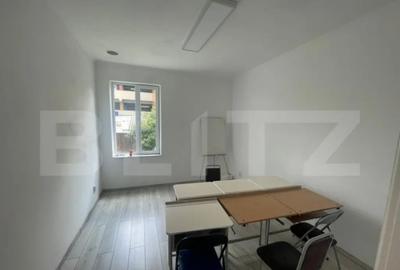 Casă cu 3 camere cu Teren 200 Mp în Central - 6