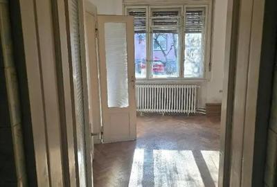 Casă cu 6 camere cu Teren 242 Mp în Ultracentral - 9