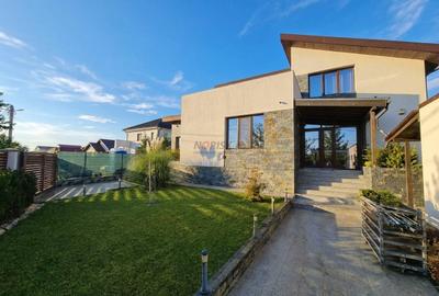 Casă individuală cu 8 camere cu Canalizare în Balotești - 2