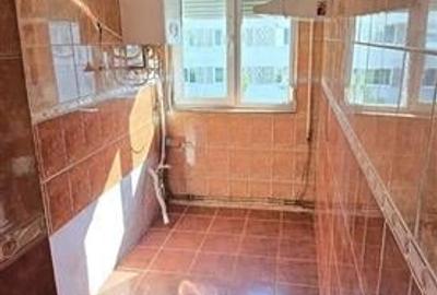 4 camere Dacia  etaj 3  centrala proprie