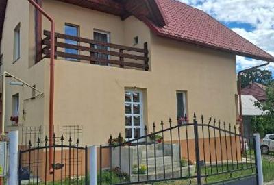 Casa cu etaj + teren in burdujeni