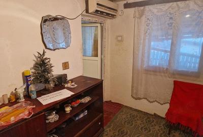 Casă cu 3 camere cu Teren 200 Mp în Central - 5