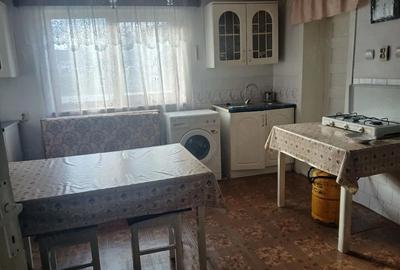 Casă cu Teren 4000 Mp în Central - 6