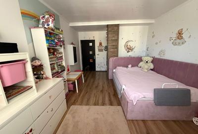 Apartament cu 3 camere decomandat, mobilat în Cornișa - 3