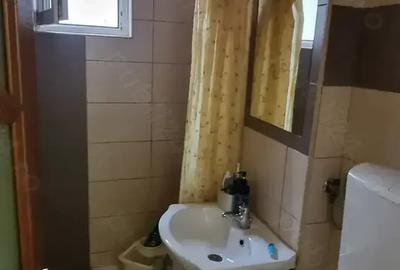 De vanzare apartament recent renovat si amenajat, cu 2 camere in Cartierul Dambu pe Str Ion Buteanu, - 4