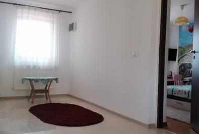 Proprietate alcatuita din imobil si teren generos,Comarnic - 4