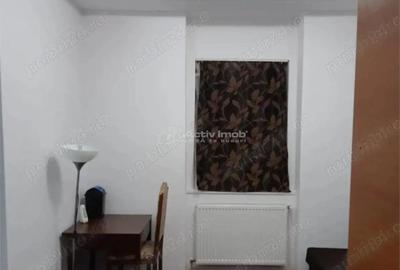 Garsonieră decomandată în Central - 1