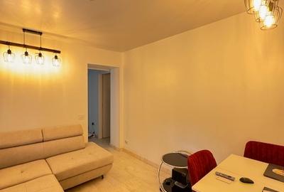 Casa la sol cu 3 camere, 933 mp teren, Valu lui Traian - 3