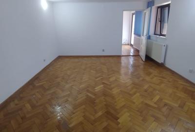 DELFINARIU VILA P+1, 5 CAMERE 180 MP PRET 270000 EURO - 9