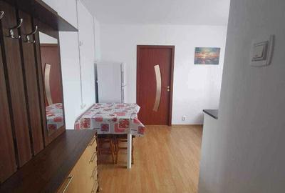 Apartament cu 2 camere semidecomandat în Rogerius